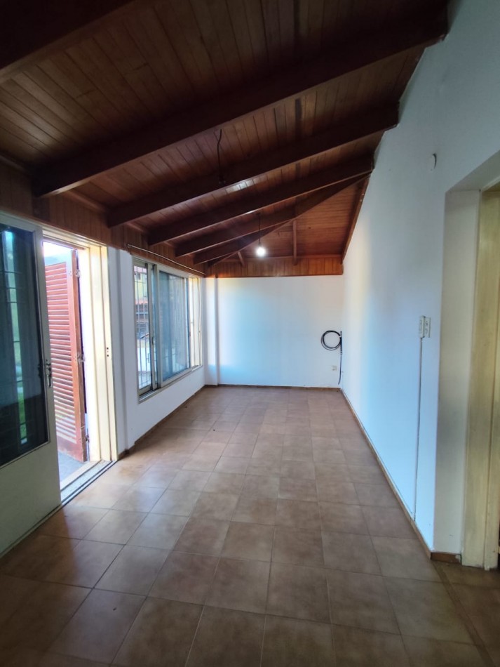 Casa a dos cuadras del rio