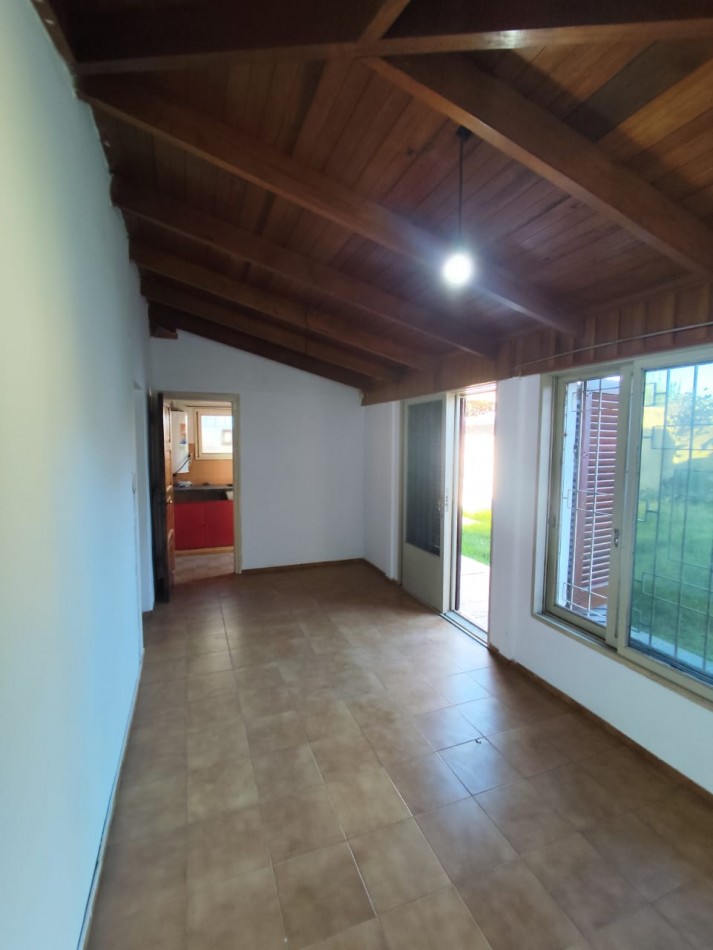 Casa a dos cuadras del rio
