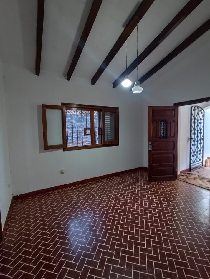 Casa a dos cuadras del rio