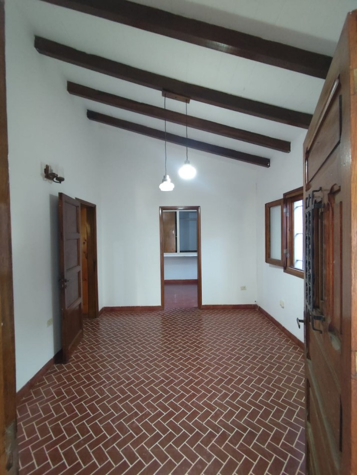 Casa a dos cuadras del rio
