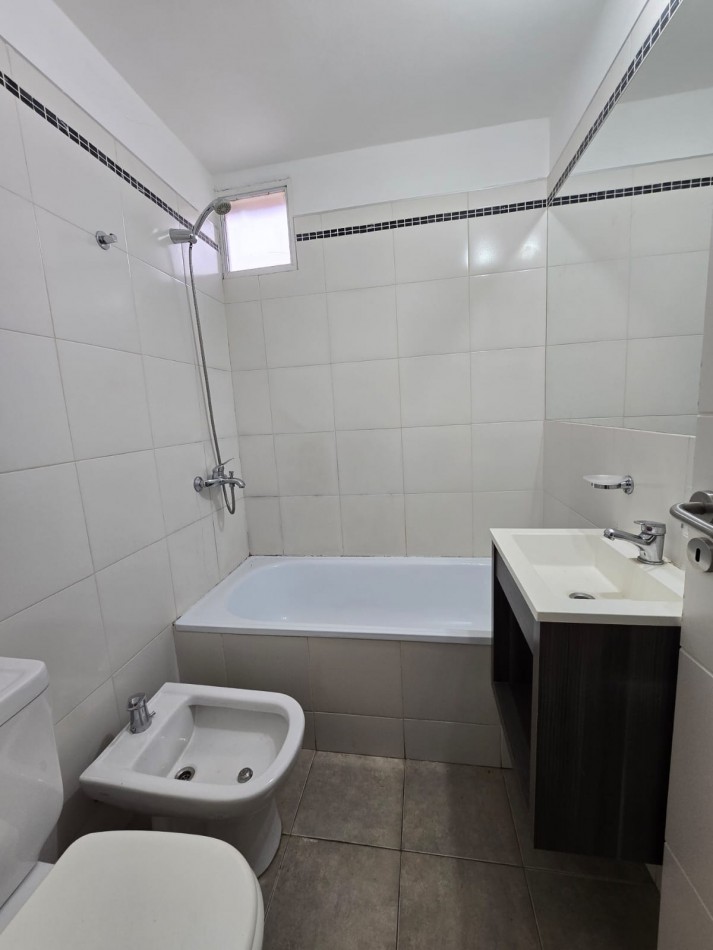 Un Dormitorio a metros de San Juan