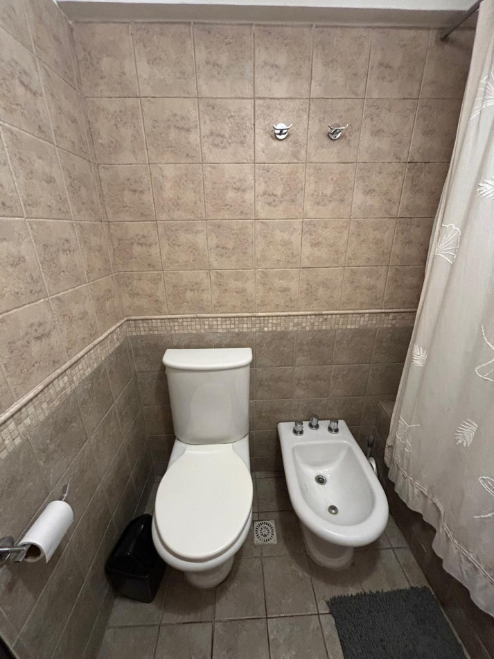 Un Dormitorio Poeta Lugones 