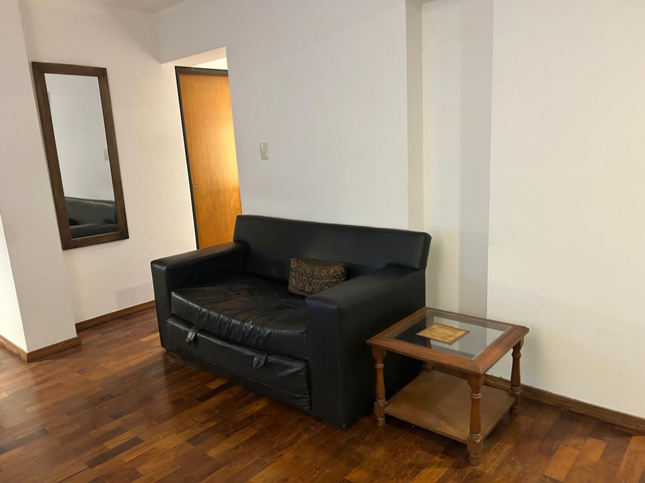Un Dormitorio Poeta Lugones 
