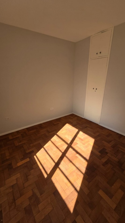 1 DORMITORIO EN PLENO CENTRO 