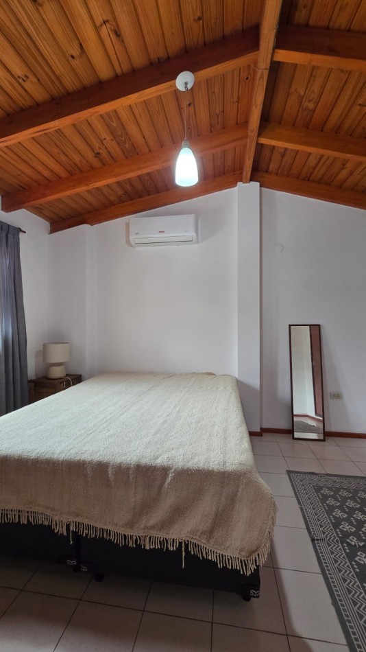 Casa Tres Dormitorios Zona Sur