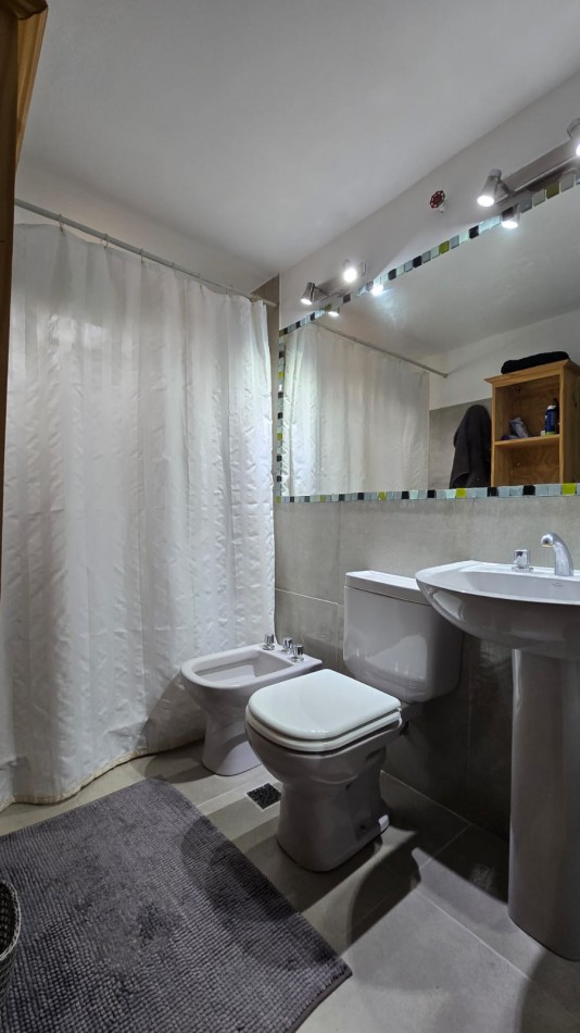 Casa Tres Dormitorios Zona Sur