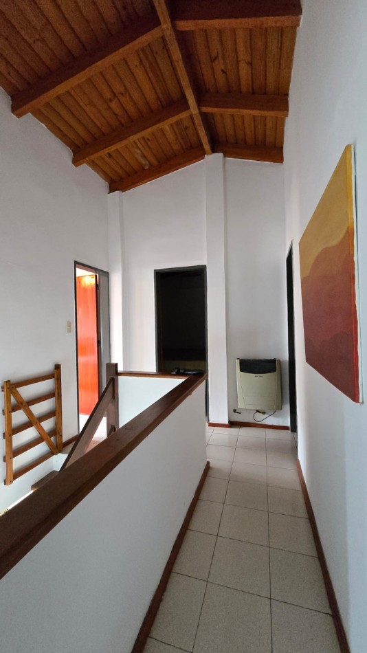 Casa Tres Dormitorios Zona Sur