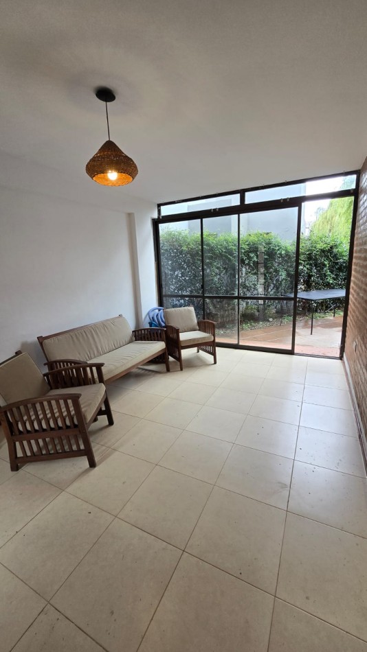 Casa Tres Dormitorios Zona Sur