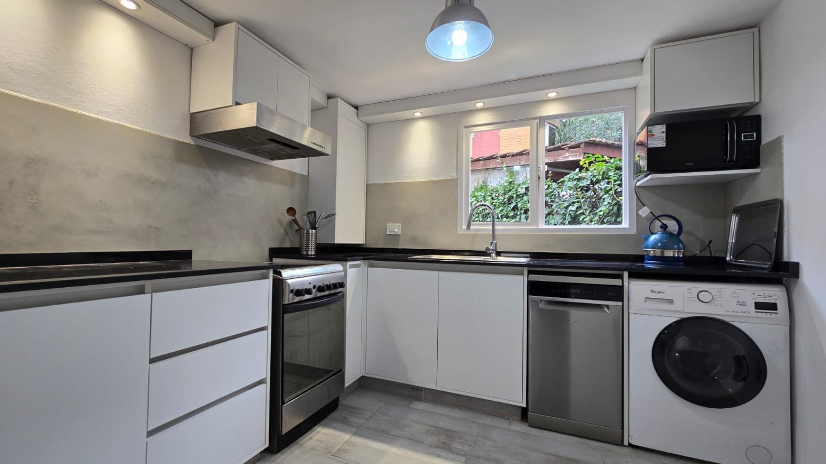 Casa Tres Dormitorios Zona Sur