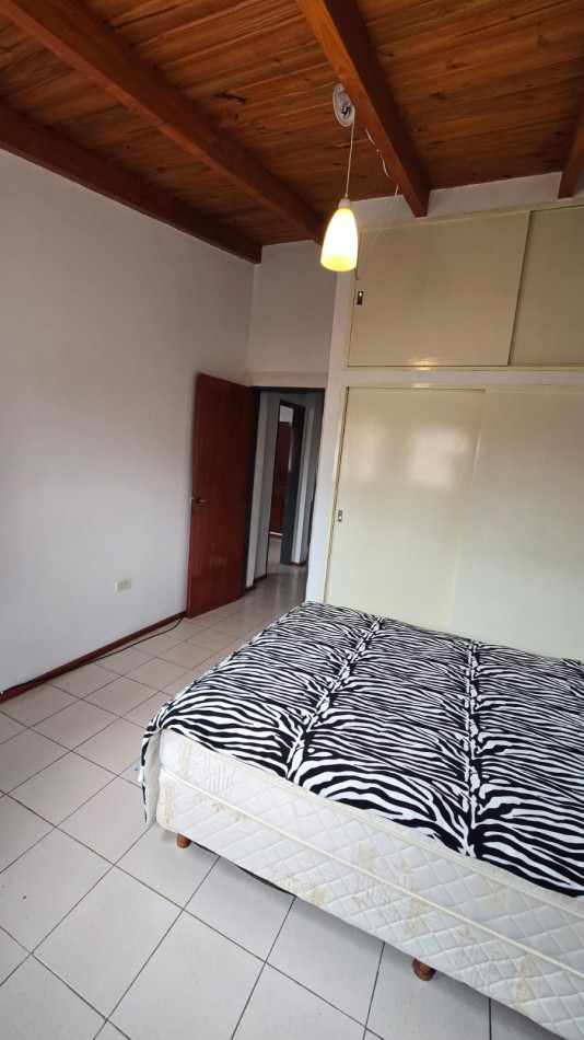 Casa Tres Dormitorios Zona Sur