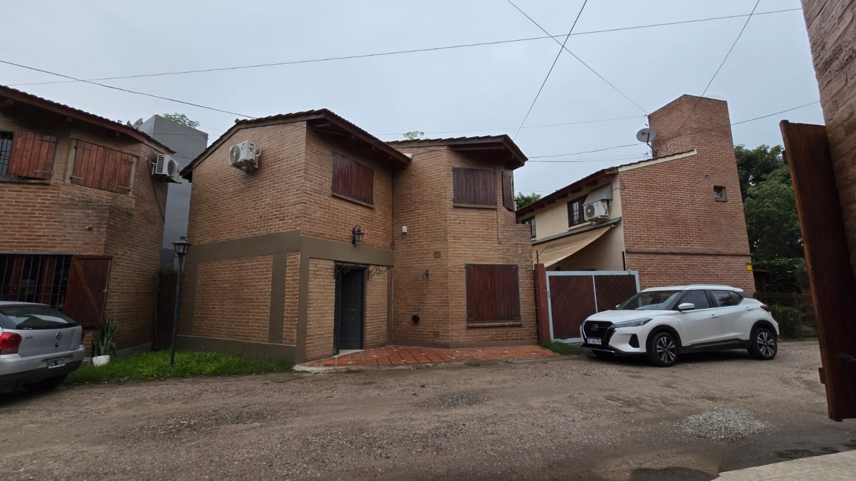 Casa Tres Dormitorios Zona Sur