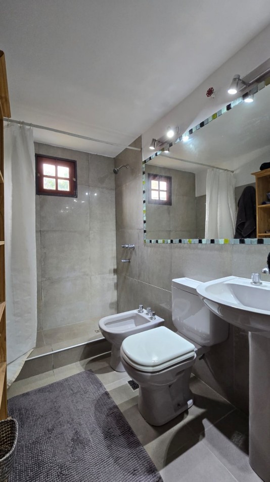 Casa Tres Dormitorios Zona Sur