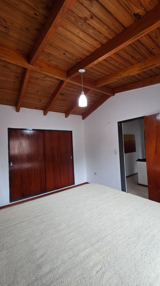 Casa Tres Dormitorios Zona Sur