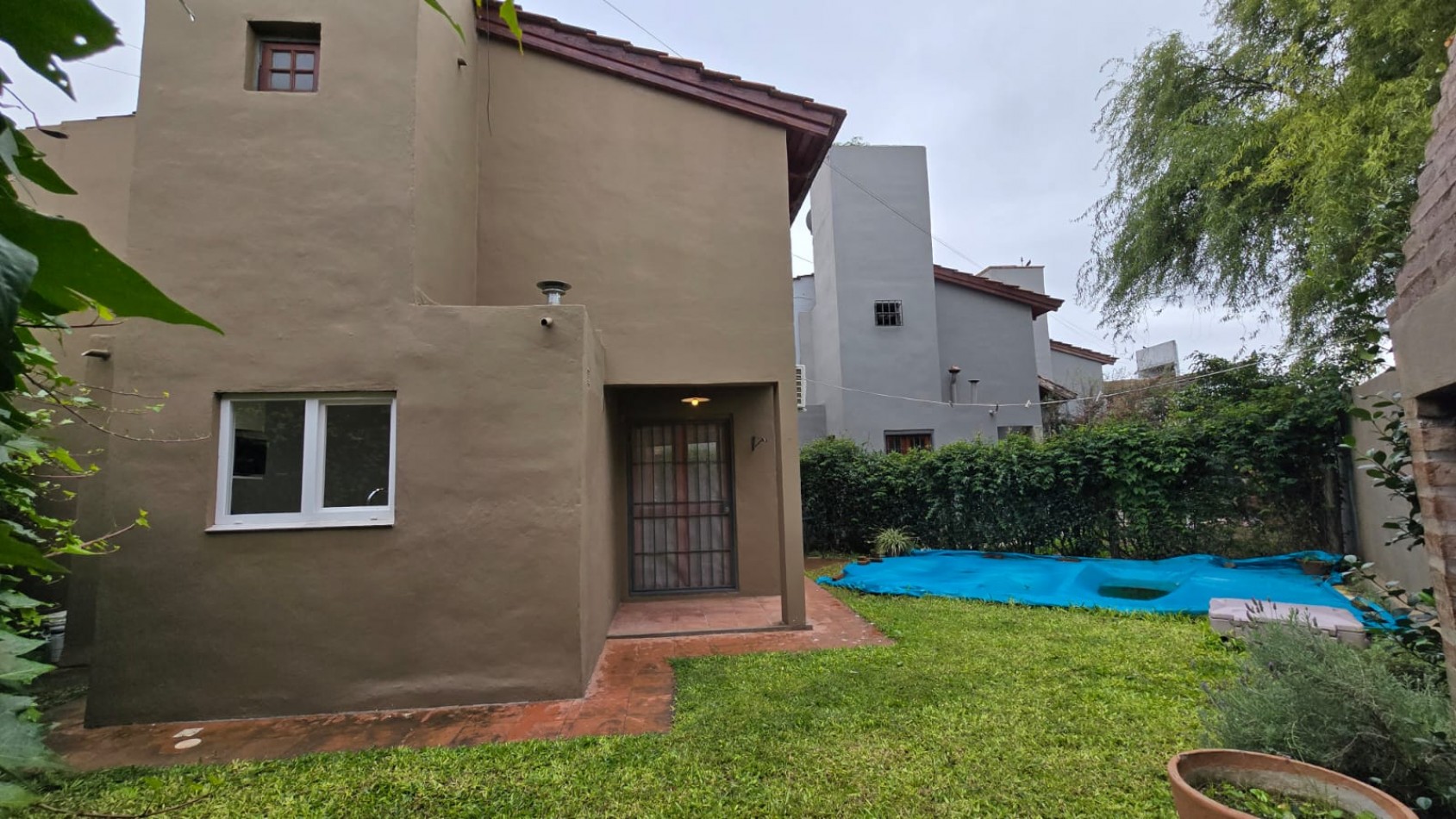 Casa Tres Dormitorios Zona Sur